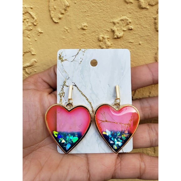 Gold colored Art Handmade Resin Glitter Heart Earrings Tones Verdes Jewelry - Picture 5 of 5